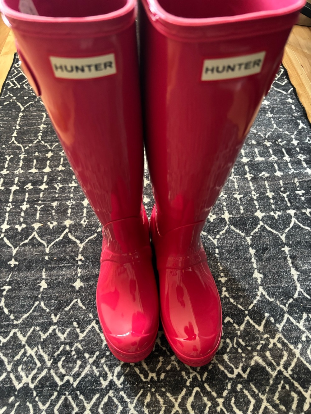 Hot Pink Glossy Tall Hunter Rainboots size 6 NWT